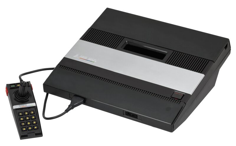 文件:Atari-5200.jpg